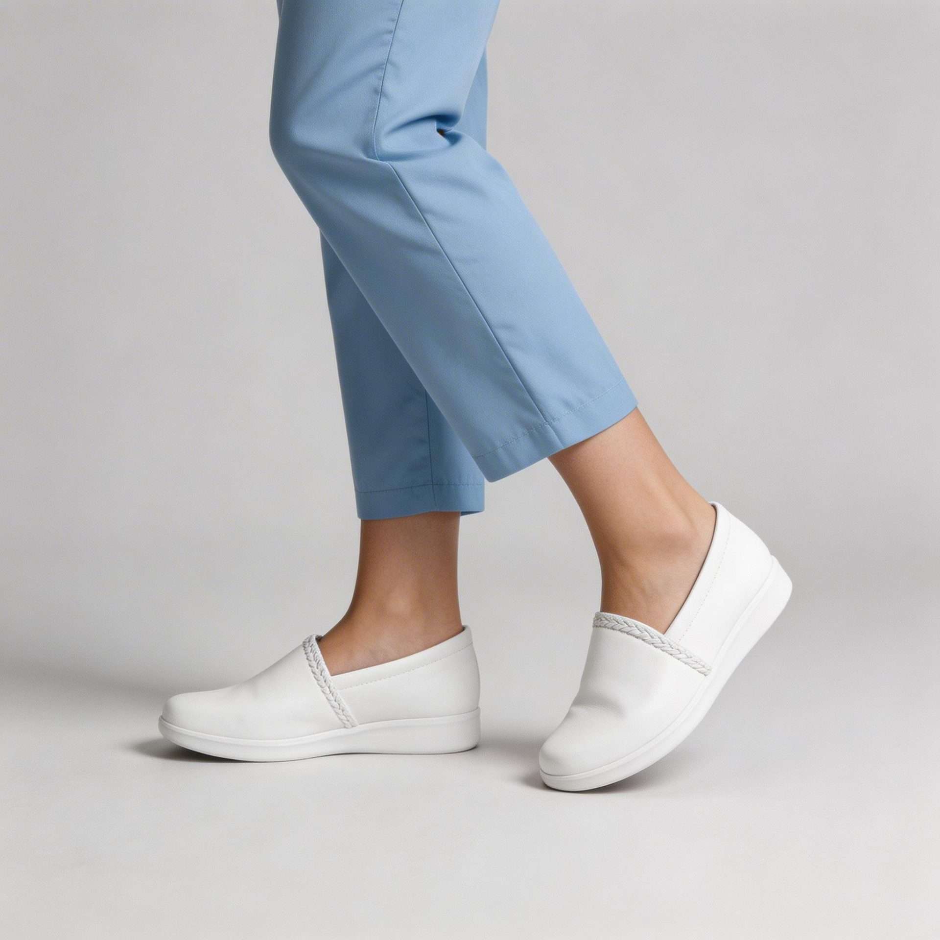 Zapato Clínico Blanco para Dama Clinic 110