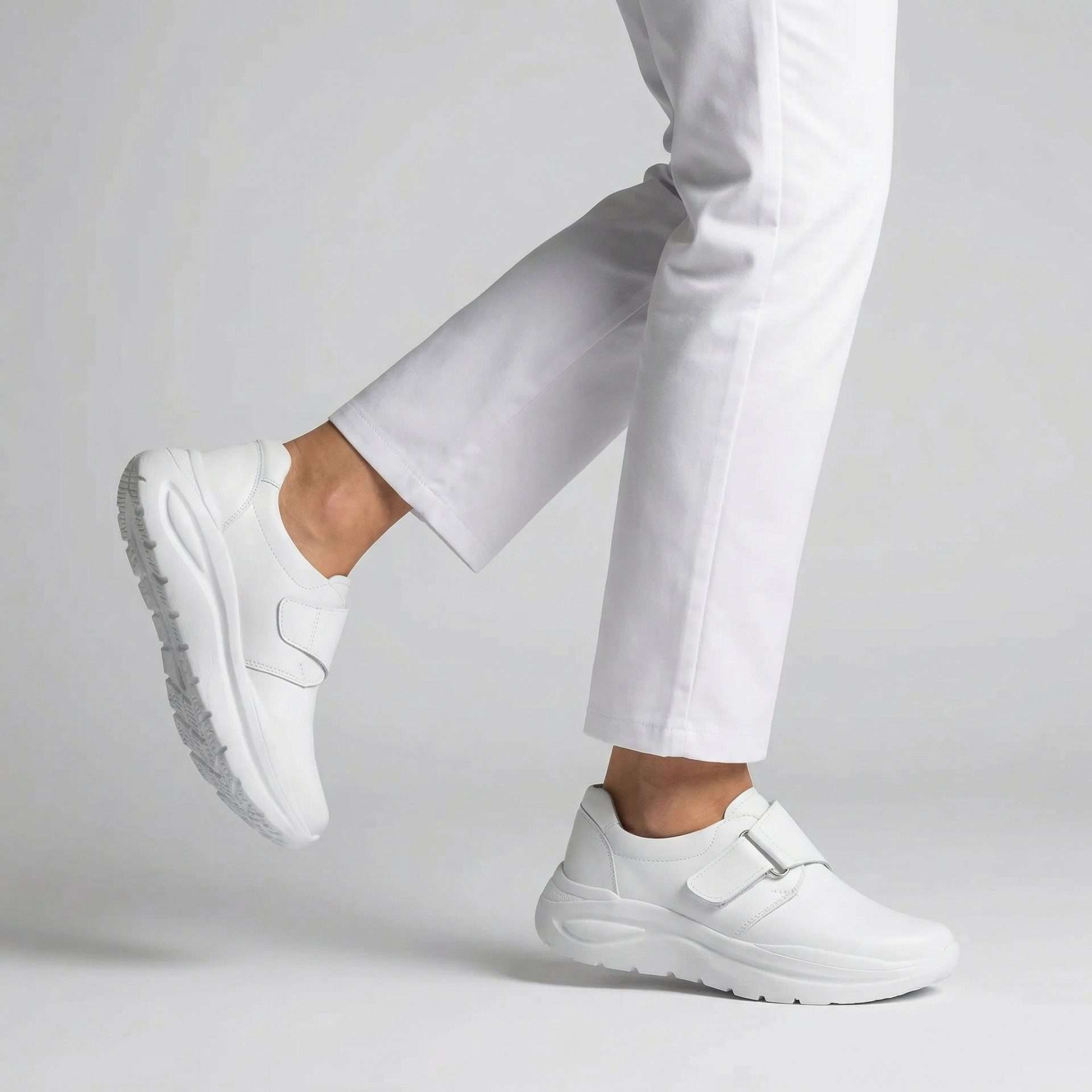 Zapato Clínico Blanco para Dama Clinic 430