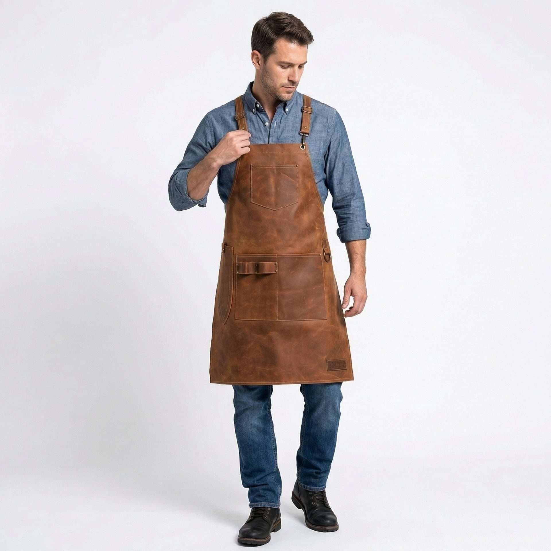 Mandil Parrillero de Piel Color Café Tibet