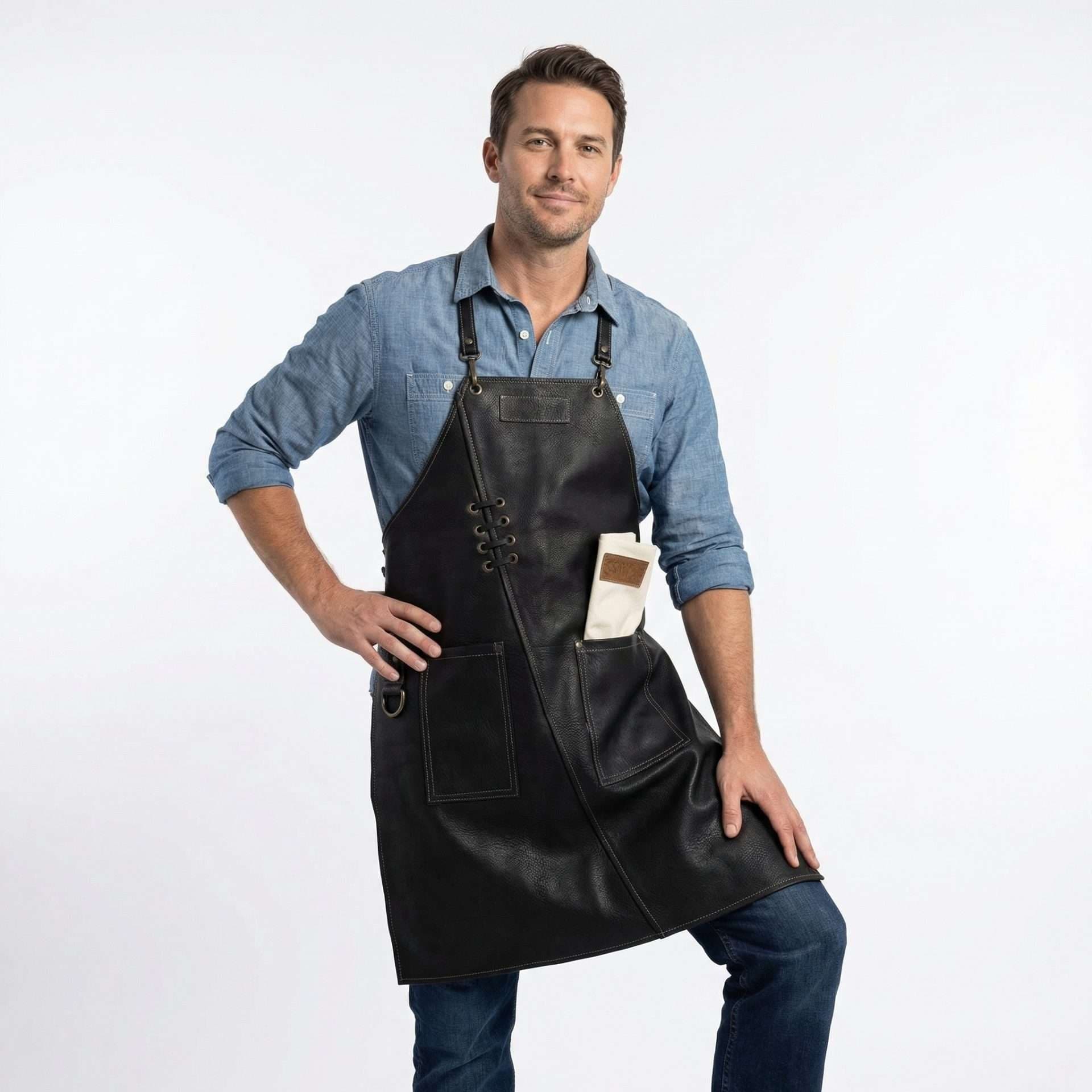 Mandil Parrillero de Piel Color Negro Alfredo